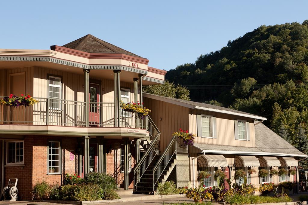 Auberge La Porte Rouge Mont-Tremblant Ruang foto
