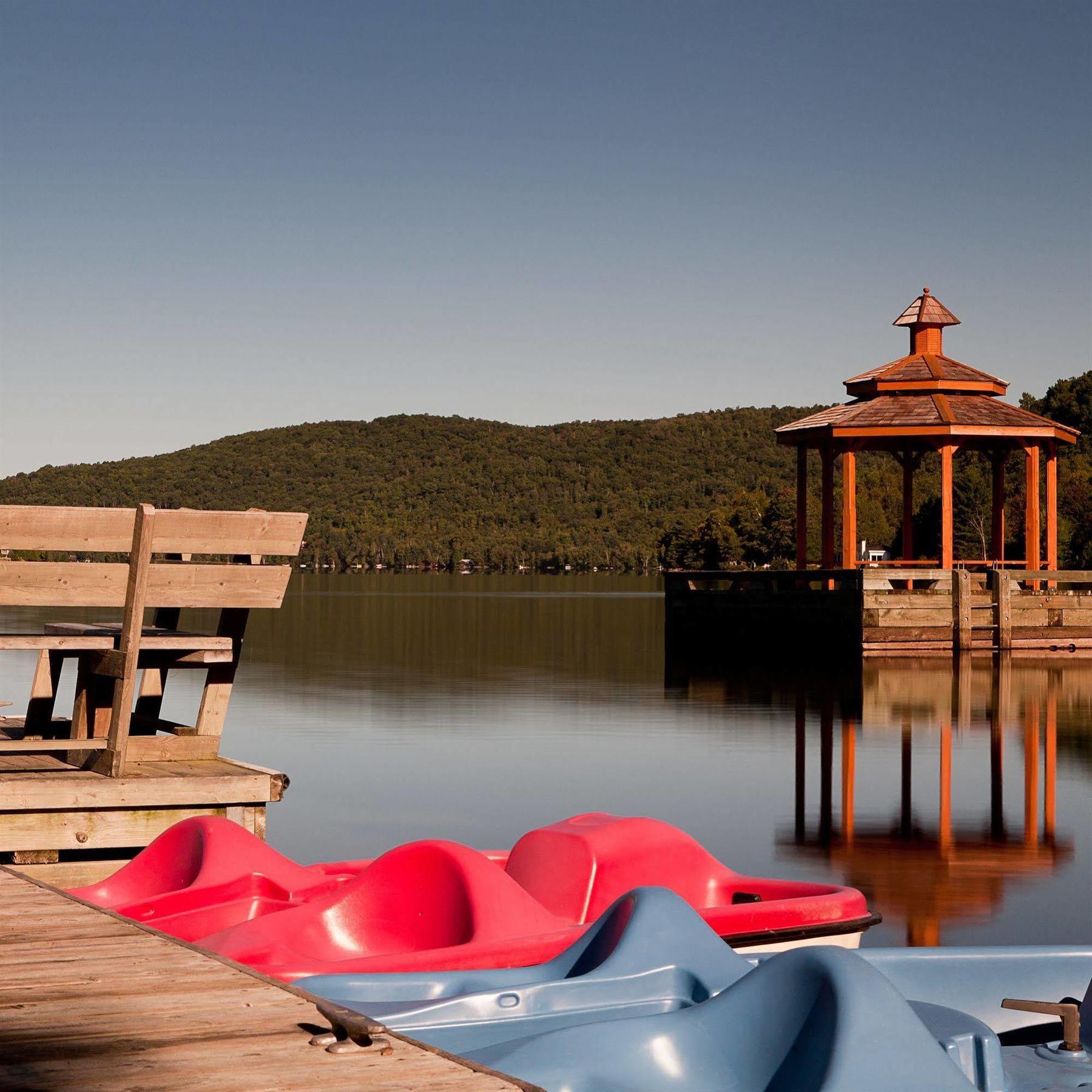 Auberge La Porte Rouge Mont-Tremblant Bagian luar foto