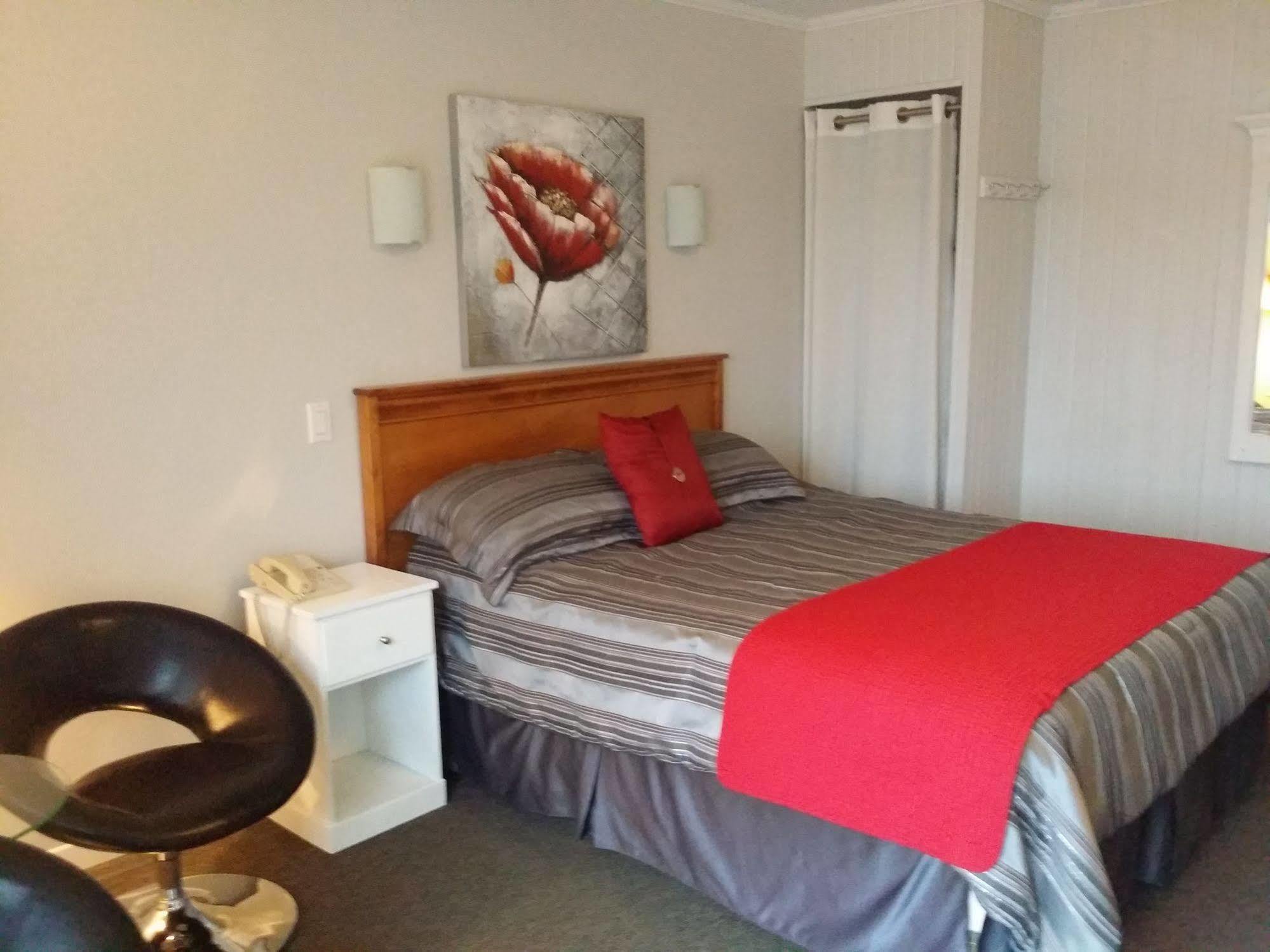 Auberge La Porte Rouge Mont-Tremblant Bagian luar foto