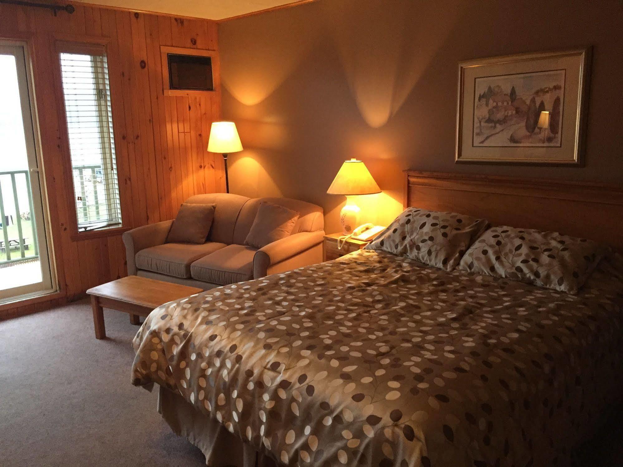 Auberge La Porte Rouge Mont-Tremblant Bagian luar foto