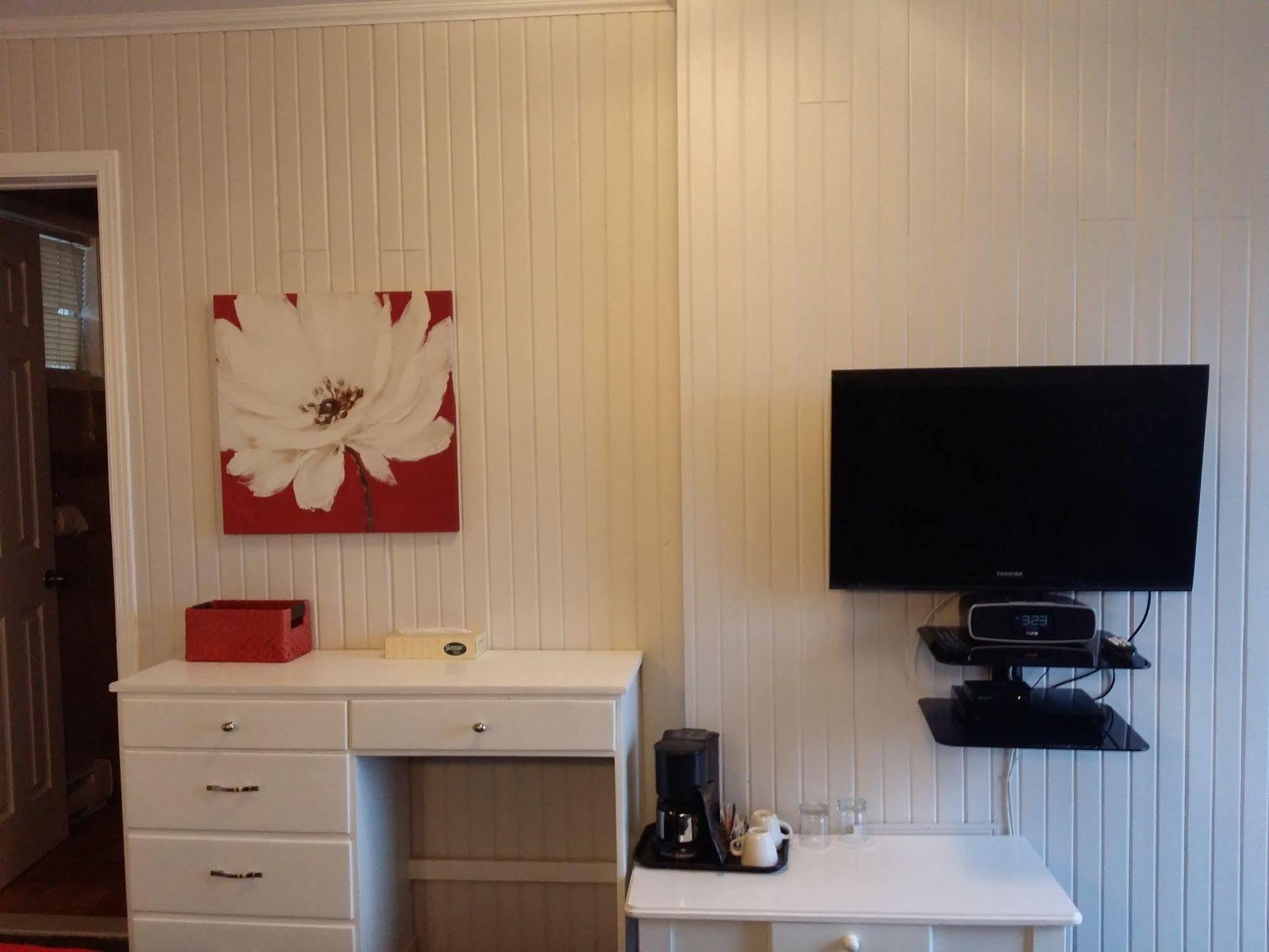 Auberge La Porte Rouge Mont-Tremblant Bagian luar foto